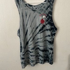 Men’s tank top size large